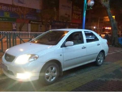 花一万买这辆丰田威驰，朋友见到这车都说光看外观还是挺值得