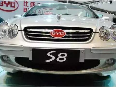 国产第一台敞篷跑车，换上标版奔驰SLK，卖16万却跑不过五菱宏光