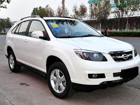 这款SUV堪称白菜价，5万就带1.5T，可一开机盖满脸尴尬！