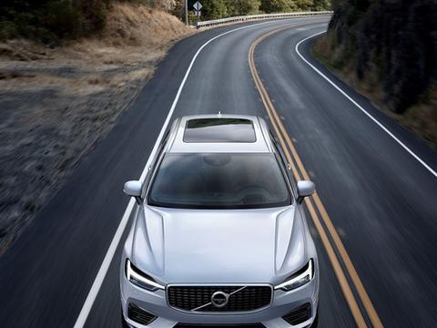 路见不凡 沃尔沃全新XC60 斩获“2018西部车市最受关注SUV”奖