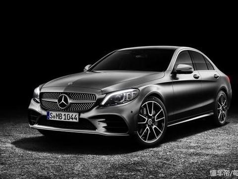 奔驰新款C亮相 这张脸还顺眼幸好没有改变！