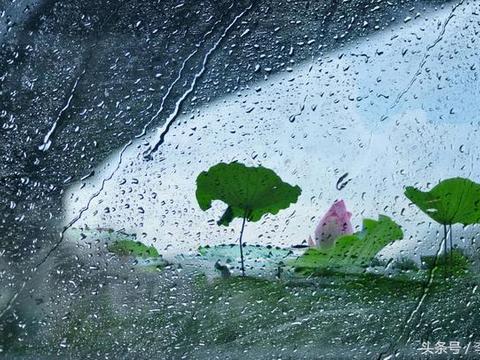 众泰真厚道，不输豪华品牌，配置比肩30万合资，价格却才卖10万