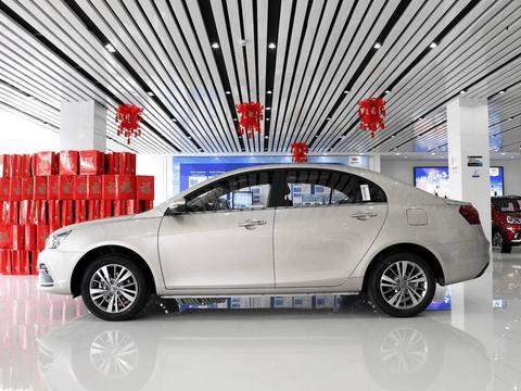 有了它谁还买英朗，全液晶仪表盘＋真皮座椅，才7万！