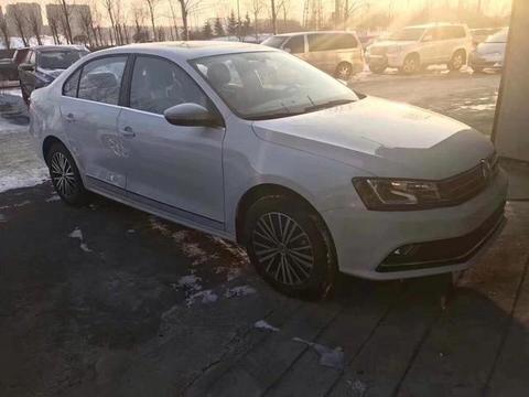 偶遇17款大众速腾运损车