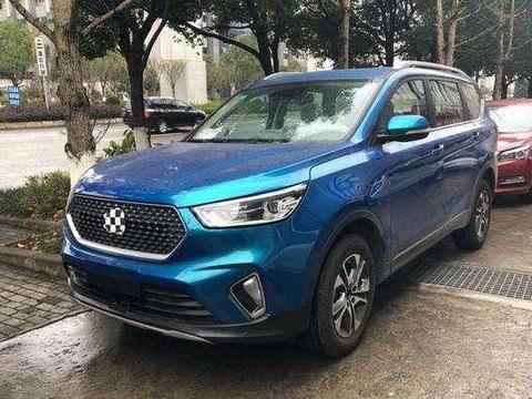 长安首款高端SUV到店实拍, 比汉兰达还大, 9万起竞争领克魏派