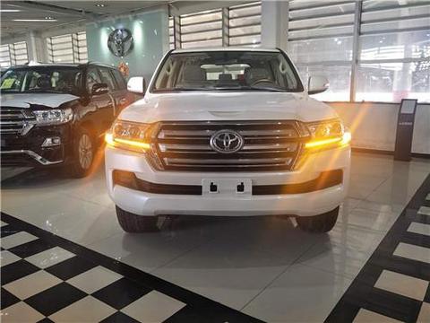 18款酷路泽4000最新各配置图片报价18款陆巡4000最低价格市场行情