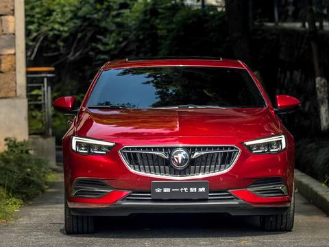 动力与操控兼得，这款合资车比凯美瑞漂亮，价格还有优惠