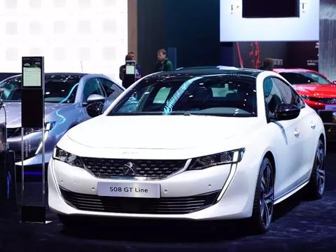 不加长绝对凉! 全新标致508后排让国人一声叹息!