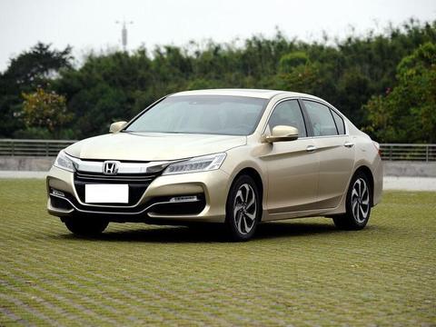 跑高速，为什么雅阁不如迈腾？