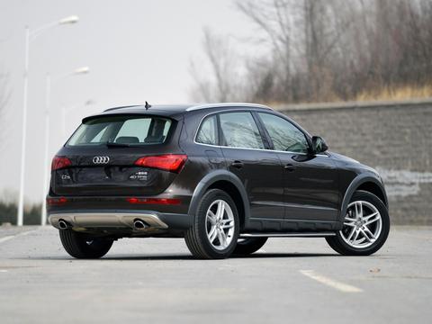 时速230km/h，百公里加速7.2秒，百公里油耗8.4L奥迪Q5发飙了