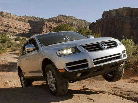 本田CR-V悲催，大众途锐陷泥淖，长安CS75等小心315