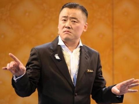 周立波