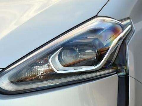 丰田又要爆发，全新MPV改款后终于露面，12万，果断放弃奥德赛