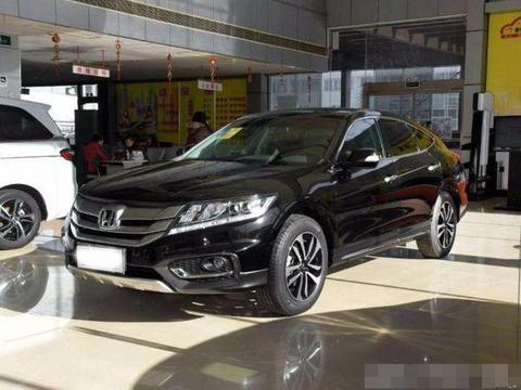 这车20万出头，外观不赖内饰媲美A6，宝马X5却如临大敌