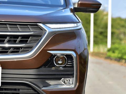 这款合资SUV比H6更大，后排放倒能当床，7万起售成爆款