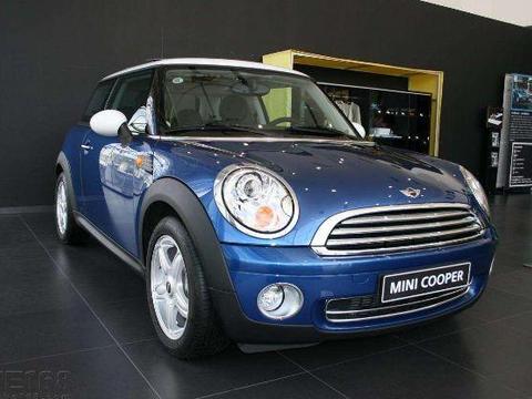 MINI限量版车型上市 售28.5-39.5万元，目前最高优惠5.26万元