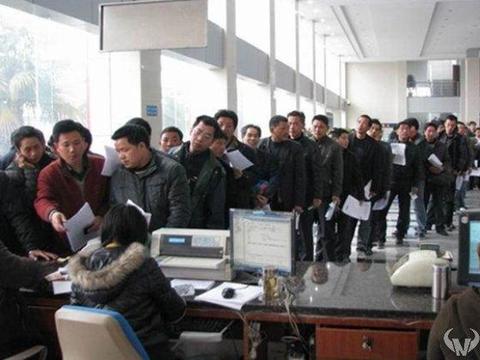 奥迪A4L都降到和迈腾一个价了，这是不行了吗？