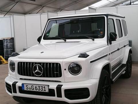 差不多了，已经适应新款奔驰G的样子了