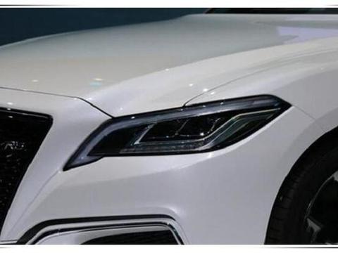 当年比宝马还风光，如今销量下滑，全新改款后让奔驰都敬七分！