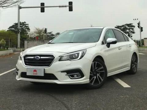 有情怀、有四驱，这台实惠的进口轿车，做工用料如何呢？！