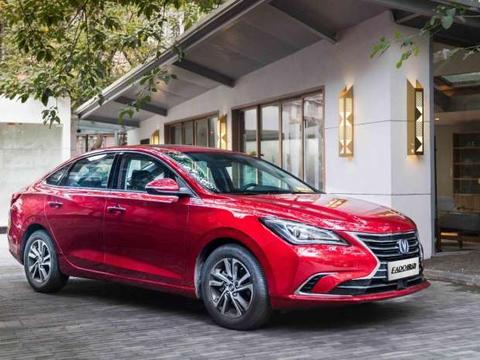 自主A级新颜王 第二代逸动好看皮囊下还有个好动的灵魂