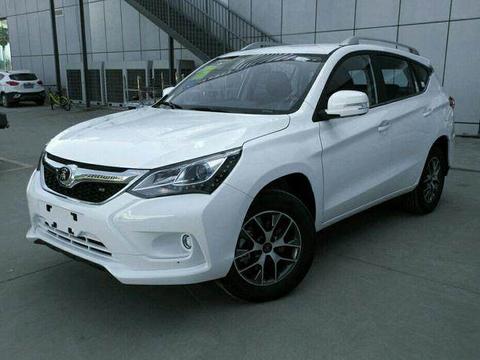 最良心的国产SUV仅8万起售，外表时尚内饰科幻，吊打哈弗H6！