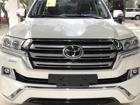 兰德酷路泽年后报价：不同配置，18款可比17款便宜10万？