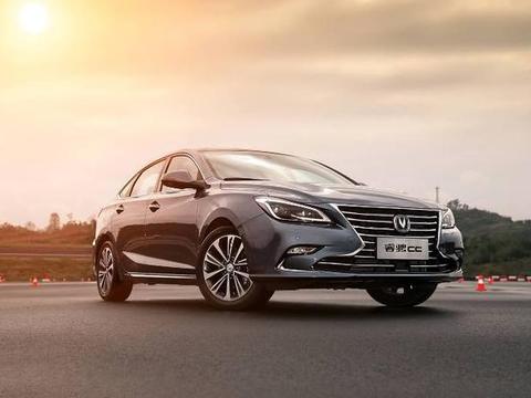 这款国产轿车真心不错，销量也证实了它的性价比