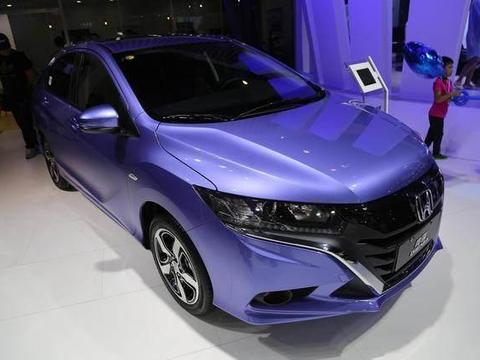 这才是最良心的日系车, 比捷达漂亮, 搭CVT仅9万起,还买啥卡罗拉