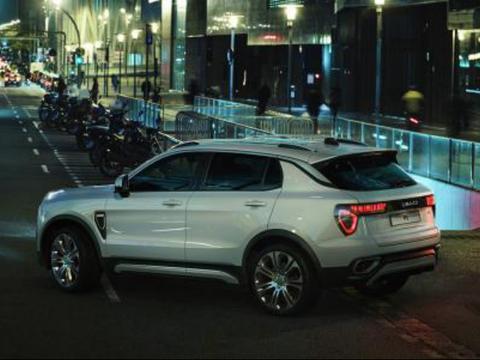 领克01：首次拿它跑长途我真的放心！