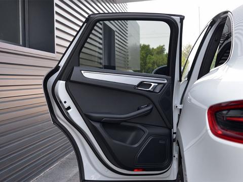 车门不是想开就能开！北京女子开车门致人死亡判刑一年