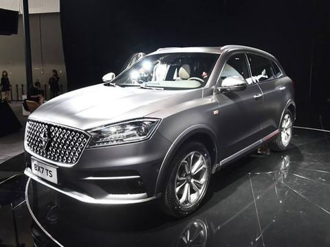 纯德系7座SUV，享受“终身免费保修”才17万