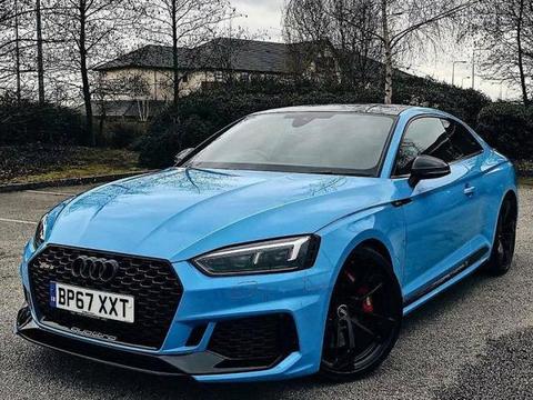 话说，奥迪RS5 每个颜色都非常好看，颜值魅力！