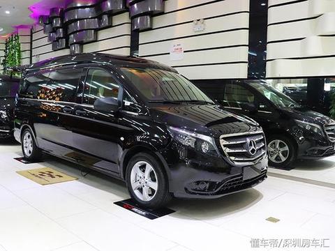 奔驰威霆2018版内饰，性价比秒杀日系埃尔法！