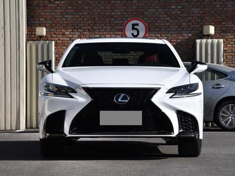 汽车市场价格掀起降价风，这豪车一降就是60万，宝马奥迪如何接招