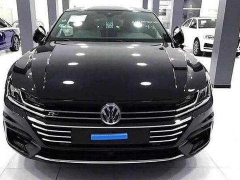 “帅哥”大众CC终于到店！台柱子就是不一样，22万真心不贵！