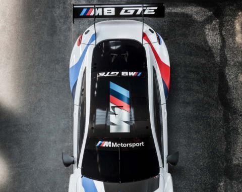 宝马汽车终于要发布M8了，整体性能强的足以令奔驰，奥迪颤抖