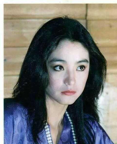90年代那些美得令人窒息香港十大美女明星，全部纯天然美女！