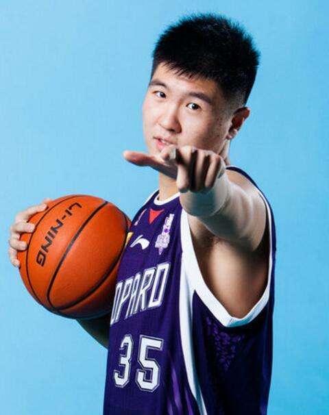 理性看待,王薪凯的防守真