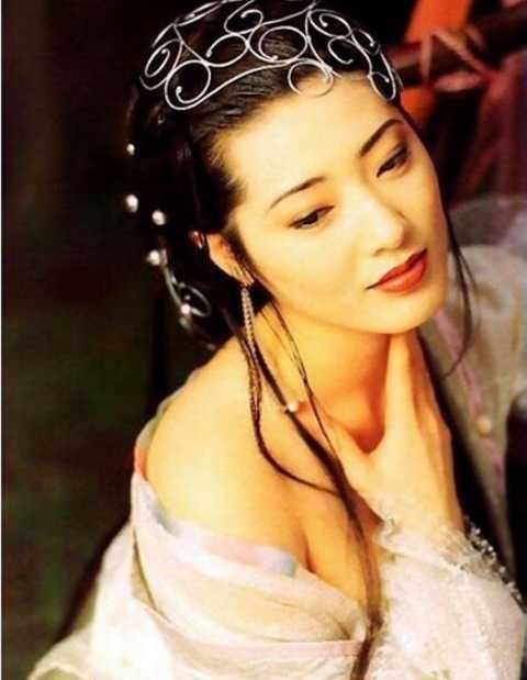 10大女星扮演潘金莲，她是最丑的但却是最红的！