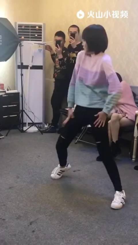 赵本山女儿社会你球姐…演员任涛