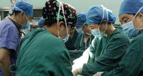 90后孕妇全身发痒,医生检查完提前剖腹产,孩子