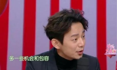 谢娜即将回归快本,带班主持沉默了,何炅的话却