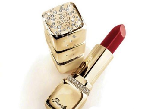 排行|世界上最贵的化妆品,一瓶指甲油比你一套