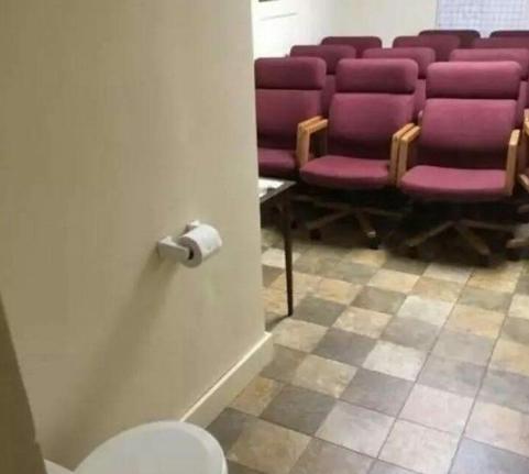 高考成绩公布后,哥们离本科录取线就差1分,瞬