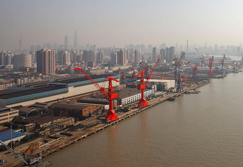 中国江南造船厂内又有大动静，国产核动力航母有戏了！