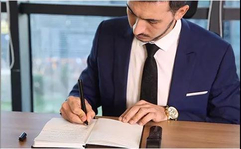 普通家庭马化腾,不知妻美刘强东终于找齐这些