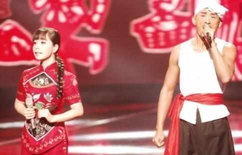 她是06年超女，10年整容从大妈变少女，如今嫁给阿宝身价上亿