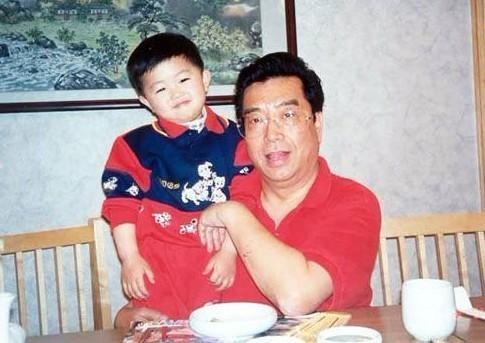 李天一近况，10年牢狱已坐了4年，曾忍受不了痛苦想自杀！