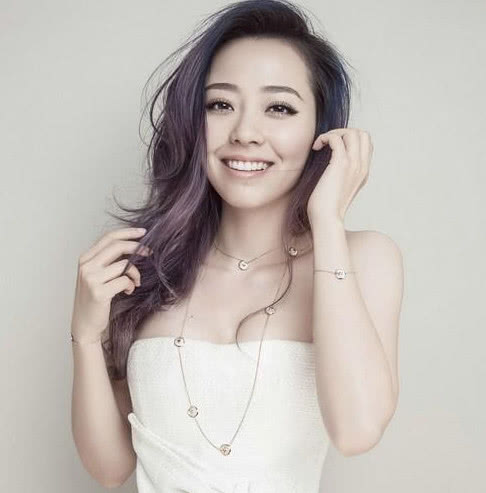 2020年出生的女明星,85年出生的女明星 80到85年出生的女明星,你们觉得谁最好看?
